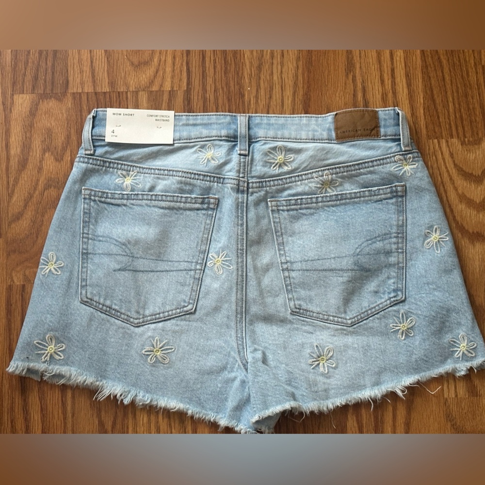 American Eagle mom short - Picture 2 of 6
